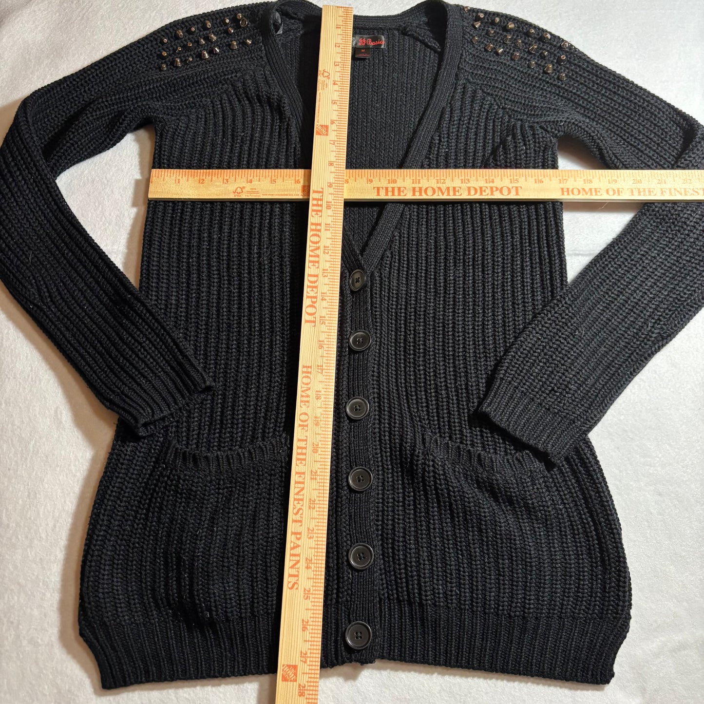 Women’s Sweater Medium