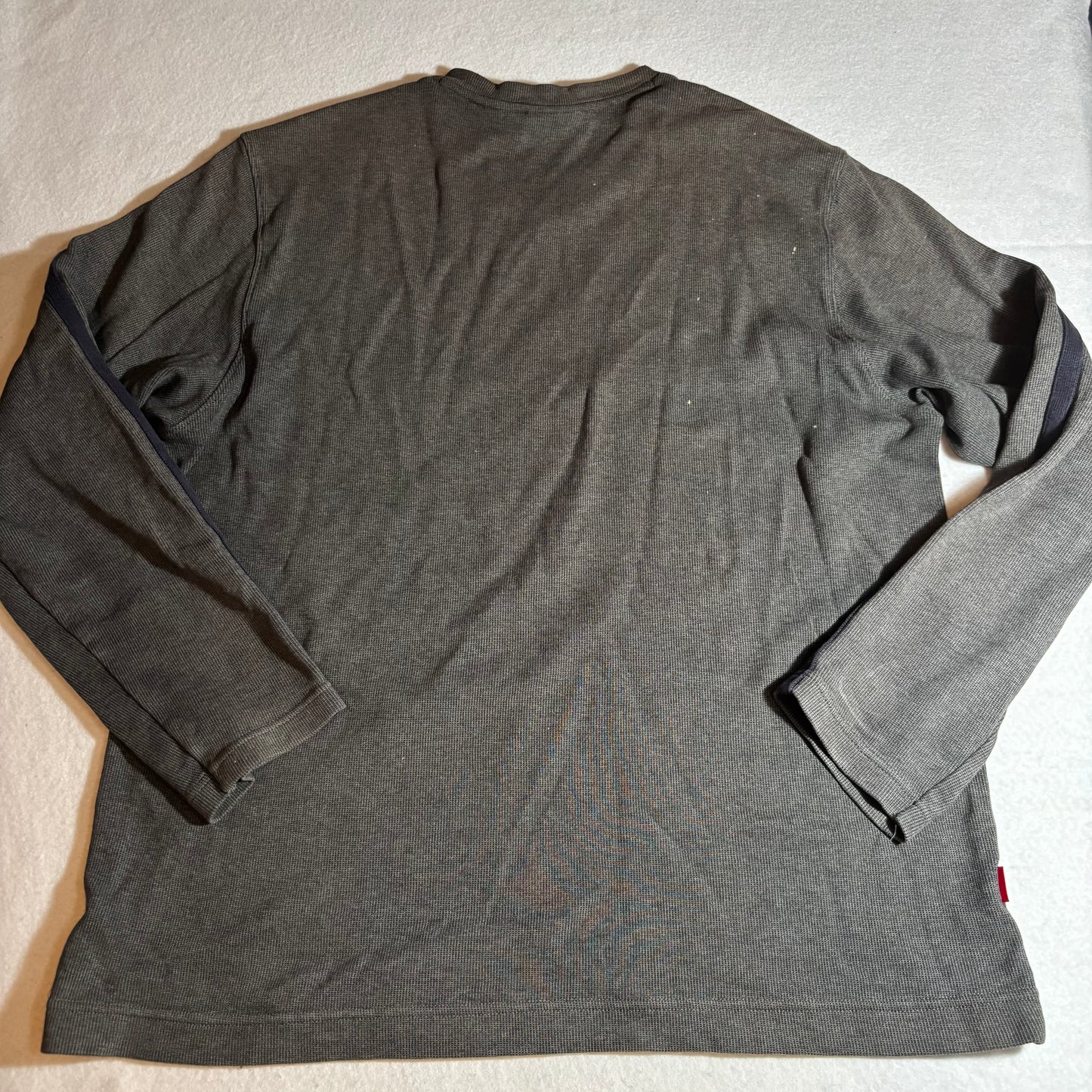 Men’s Sweater Large