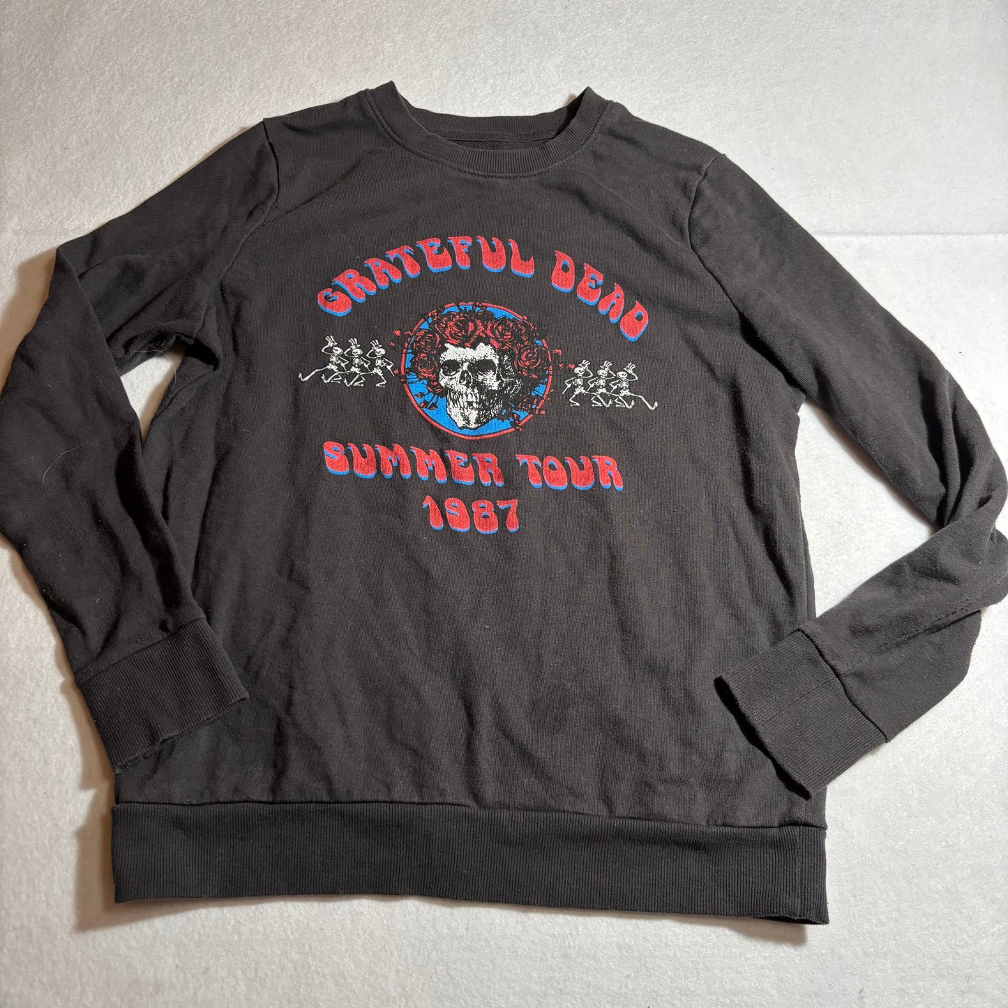 Women’s Sweatshirt Small