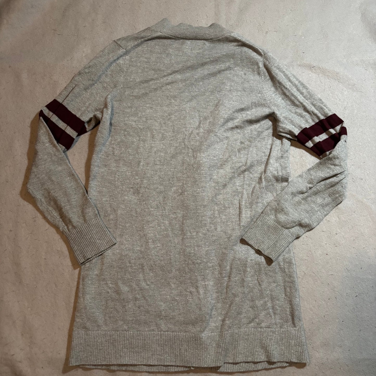 Women’s Sweater Small