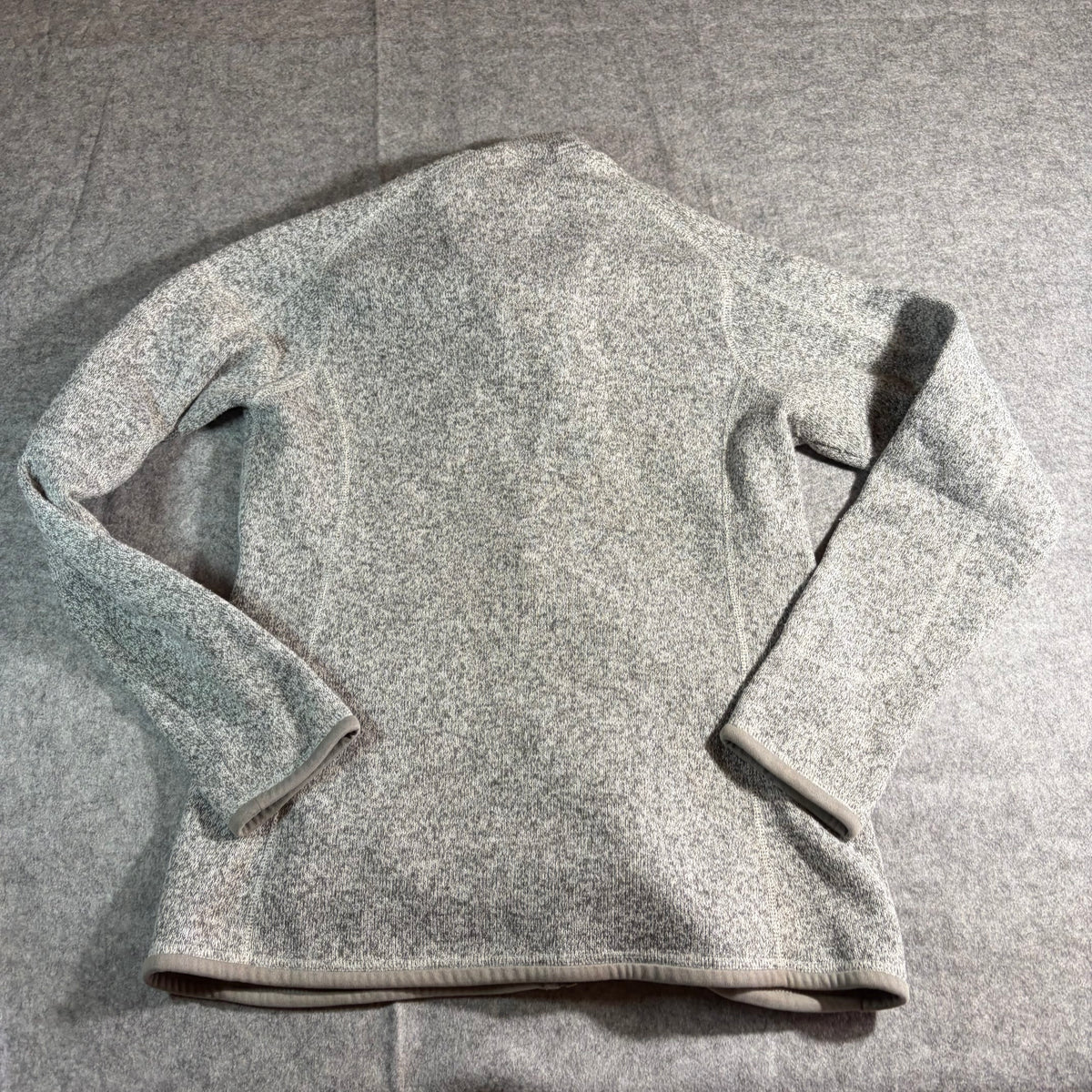 Women’s Sweater Medium