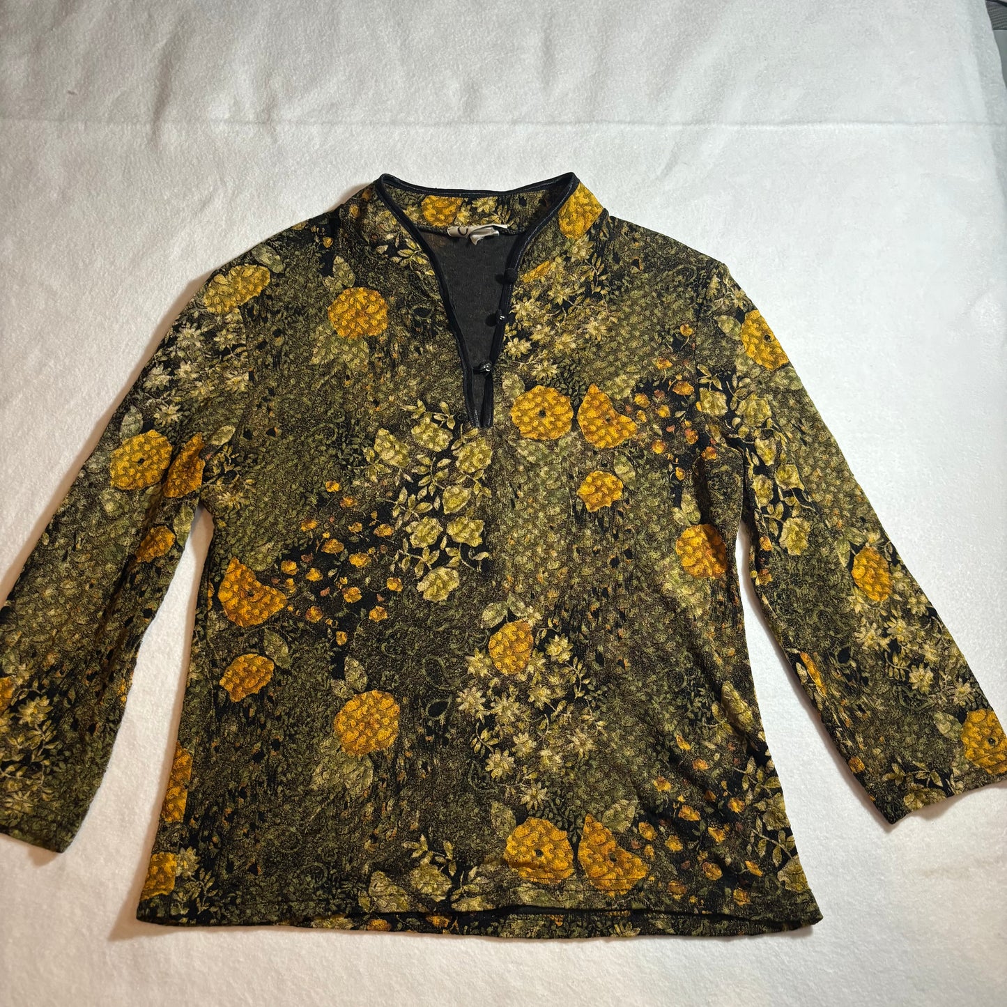 Women's Shirt Medium