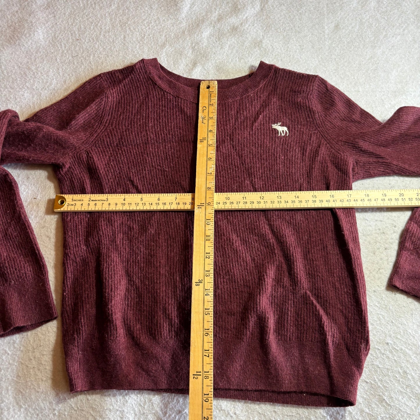 Women’s Sweater Medium