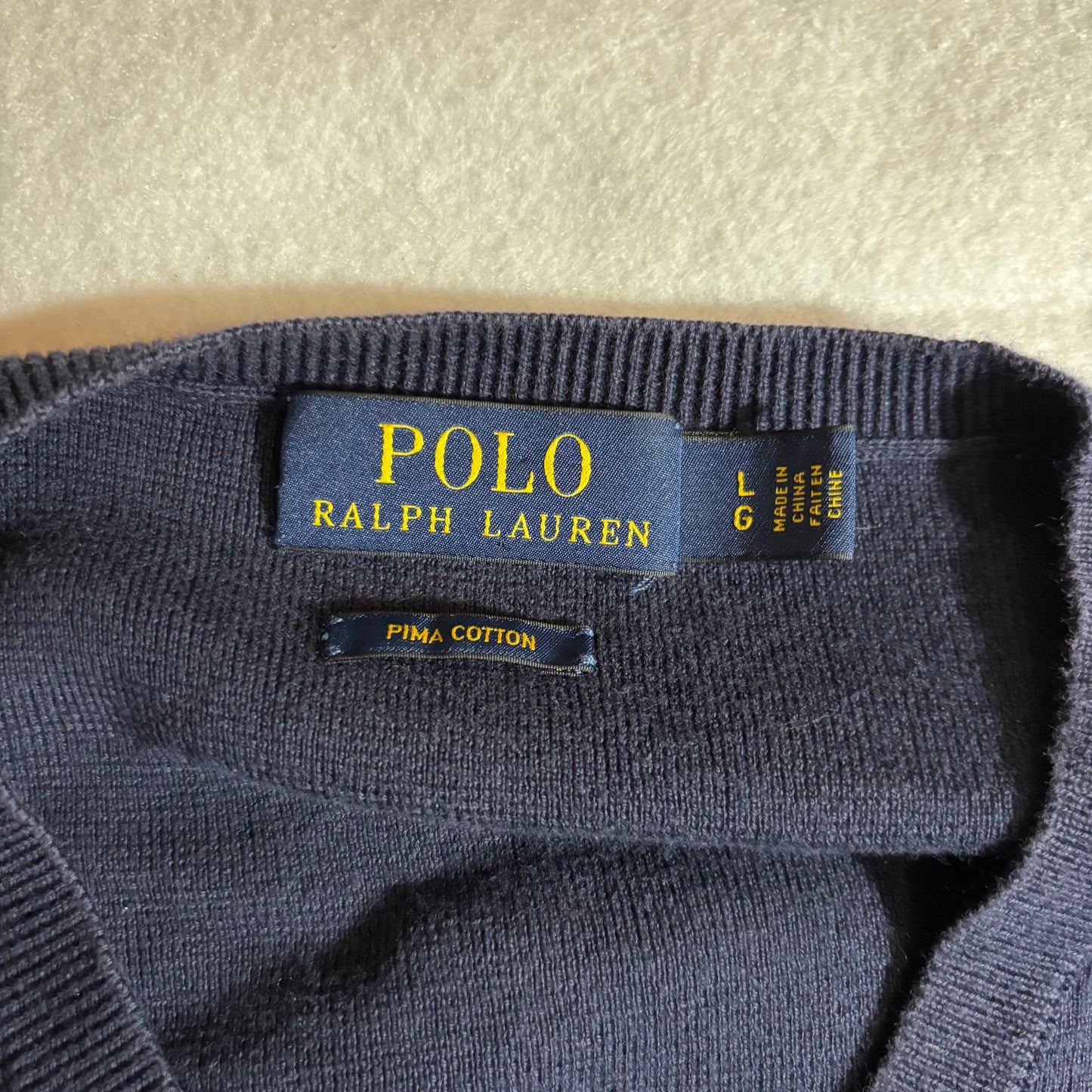 Men’s Sweater Large