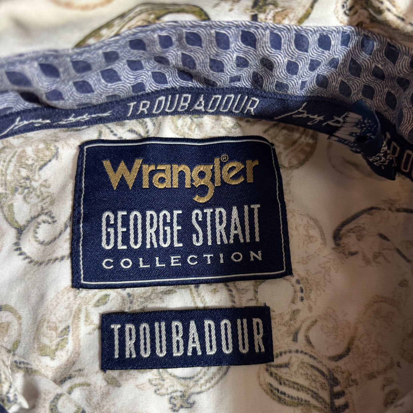 Men's Button Shirt Small