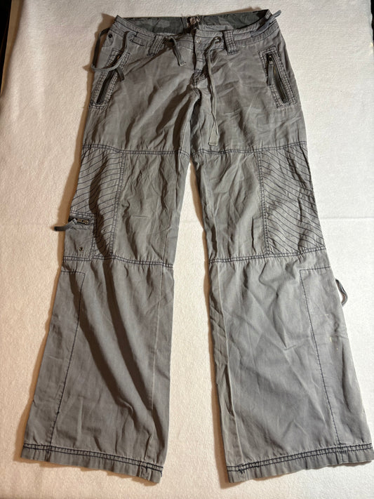 Women's Pants 16