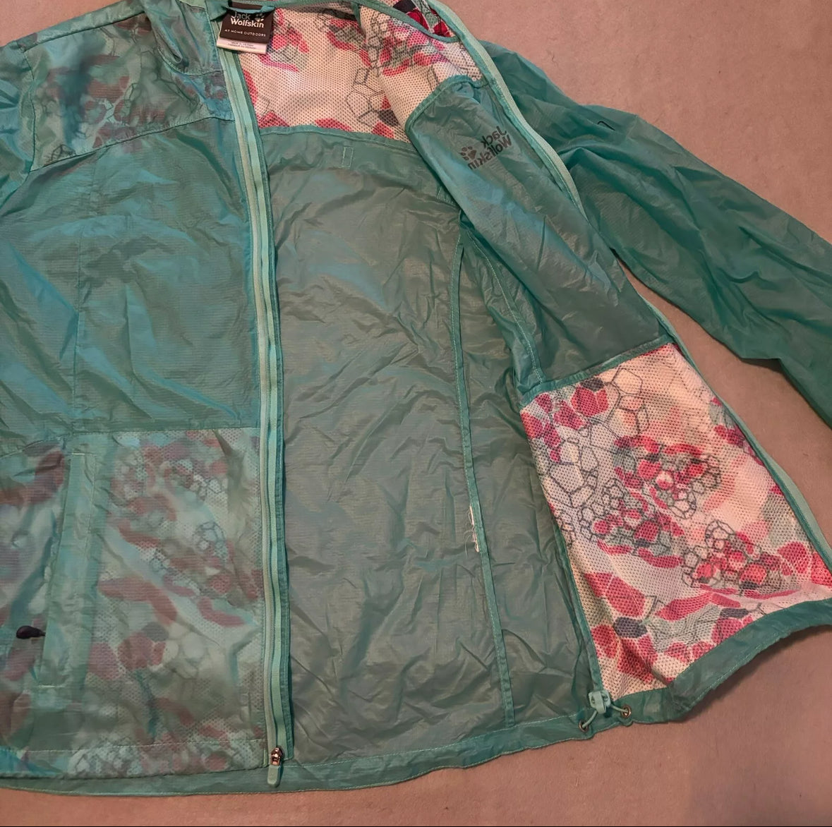 Women’s Jacket Medium